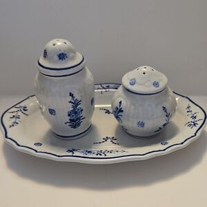 Royal Delft Blue and White Ceramic Hand Painted Salt and Pepper Shaker  Set
